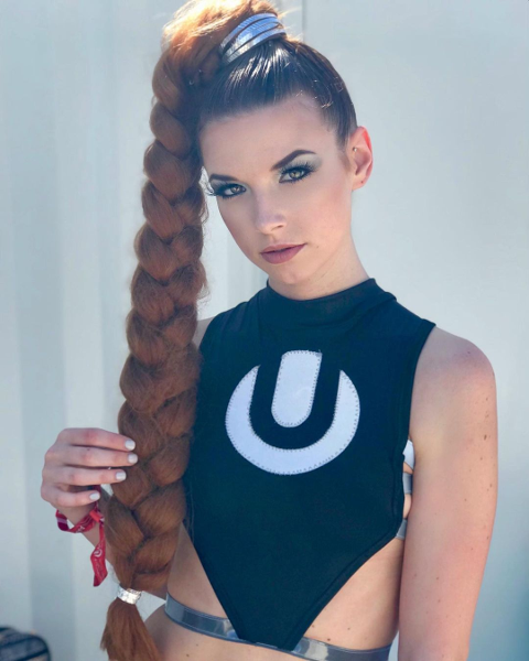 Miss BCBG Britt